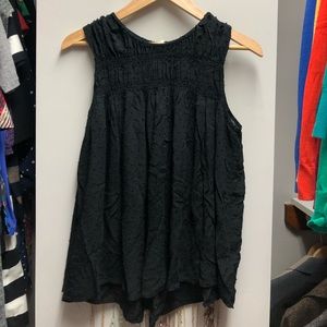 GAP Black Swiss dot tank size large